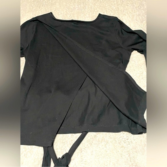J.Crew black belted cross back top size large - Picture 4 of 11